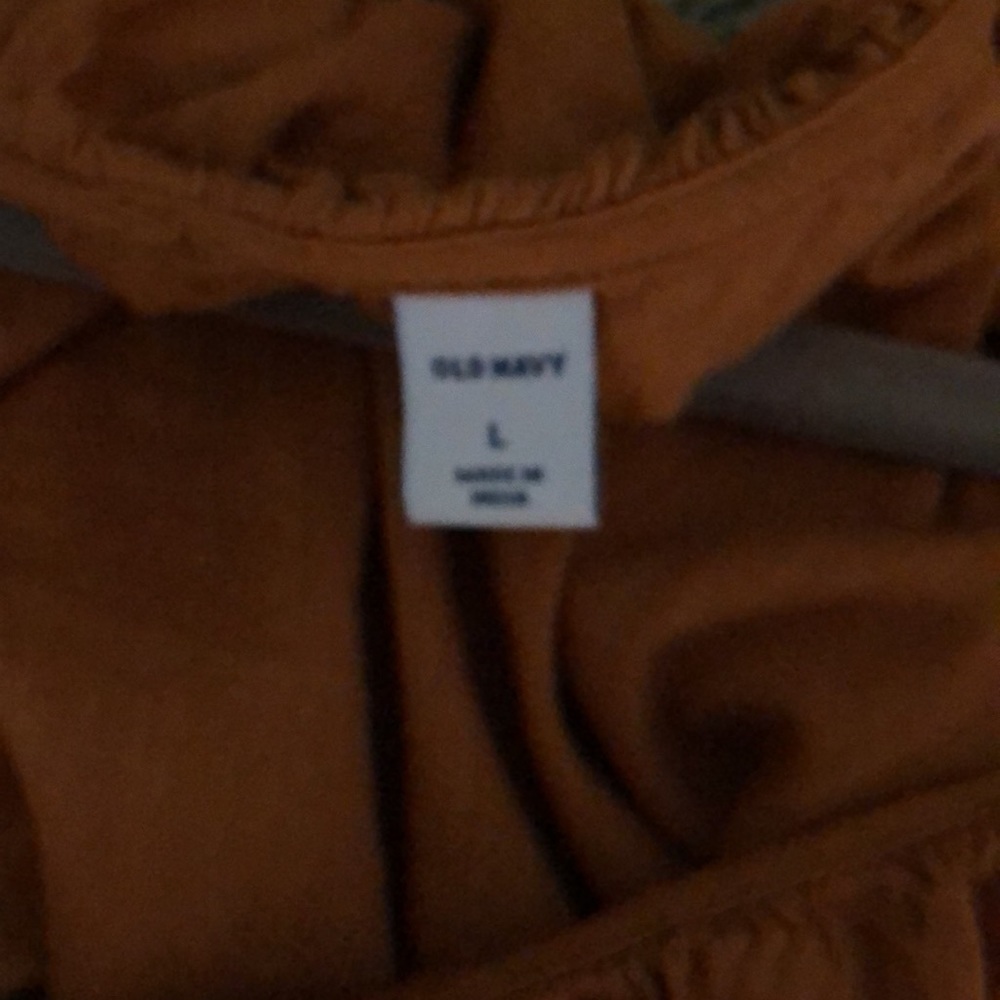 Old Navy Rust Top - Picture 4 of 4